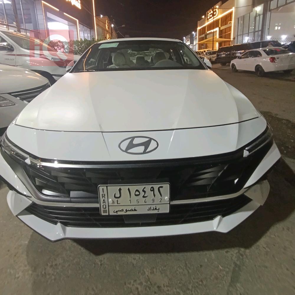 هیوندای ئەلەنترا